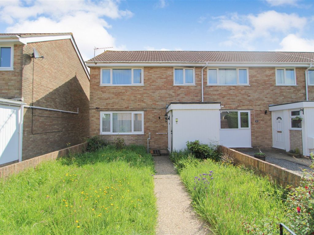 3 bed end terrace house for sale in Oakley Close, Holbury, Southampton SO45, £235,000