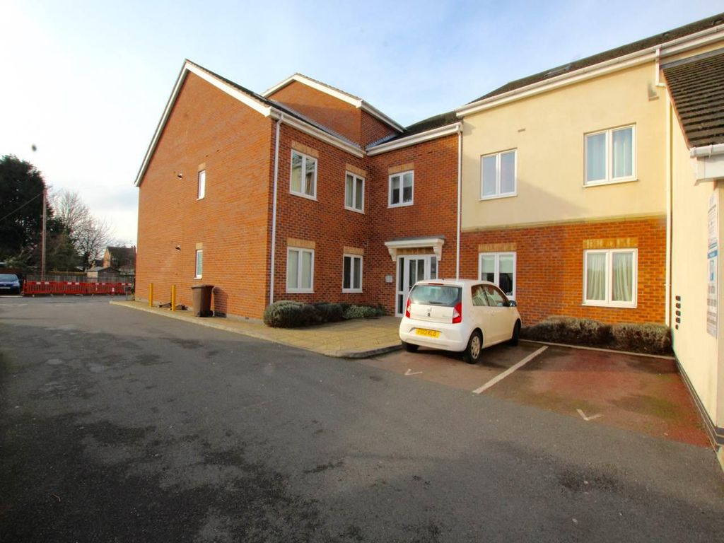 2 bed flat for sale in Jack Hardy Close, Syston, Leicester LE7, £160,000