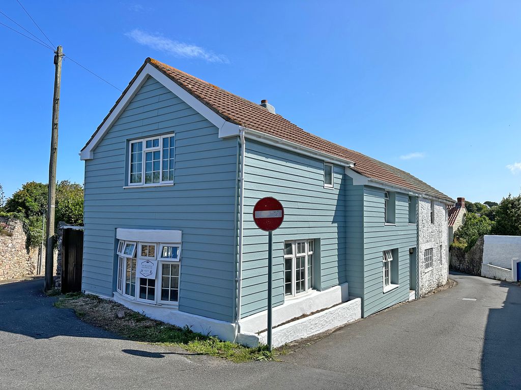 3 bed cottage for sale in La Trigale, Alderney GY9, £325,000