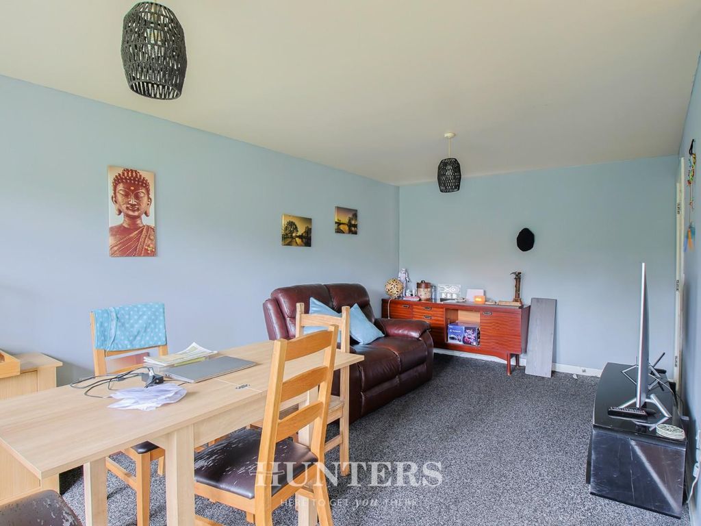 2 bed flat for sale in Grimshaw Lane, Middleton, Manchester M24, £100,000