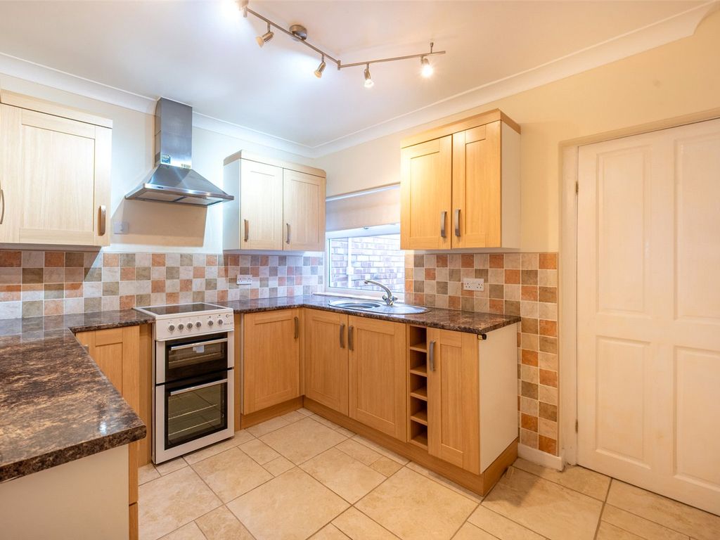 2 bed end terrace house for sale in Granville Street, St. Georges, Telford, Shropshire TF2, £150,000