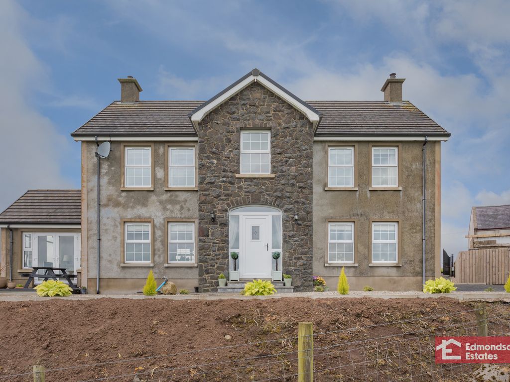 5 bed detached house for sale in Carnalbanagh Road, Ballymena BT44, £315,000