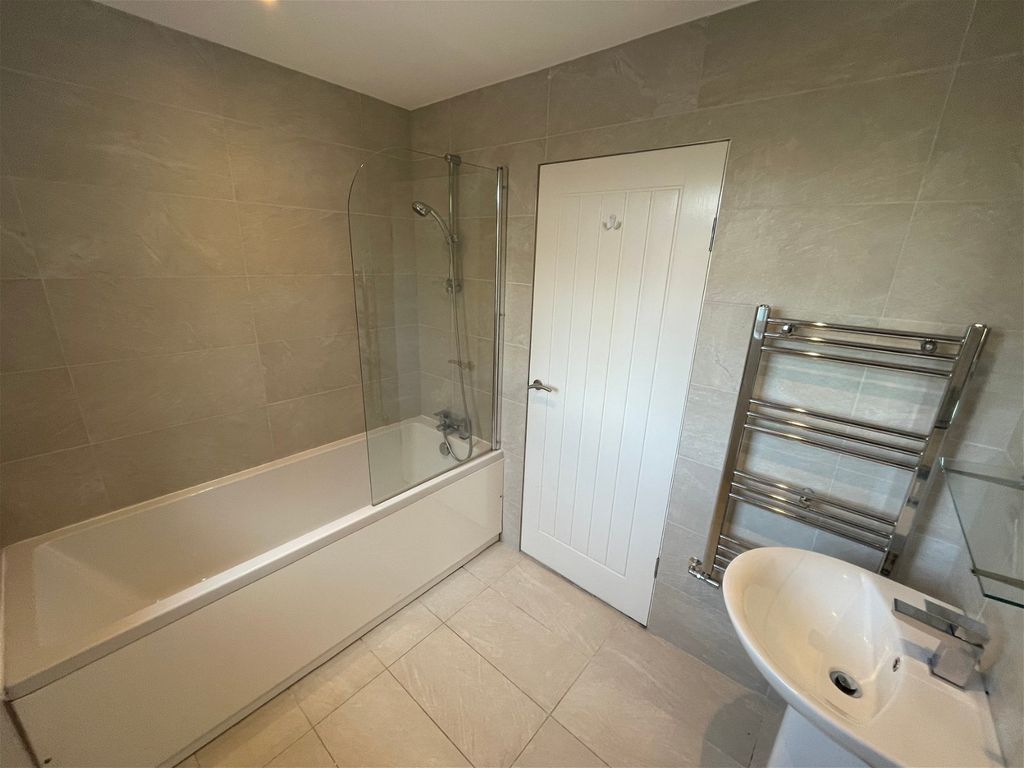 2 bed flat for sale in Ashton House, Ashton Lane, Sale M33, £169,500