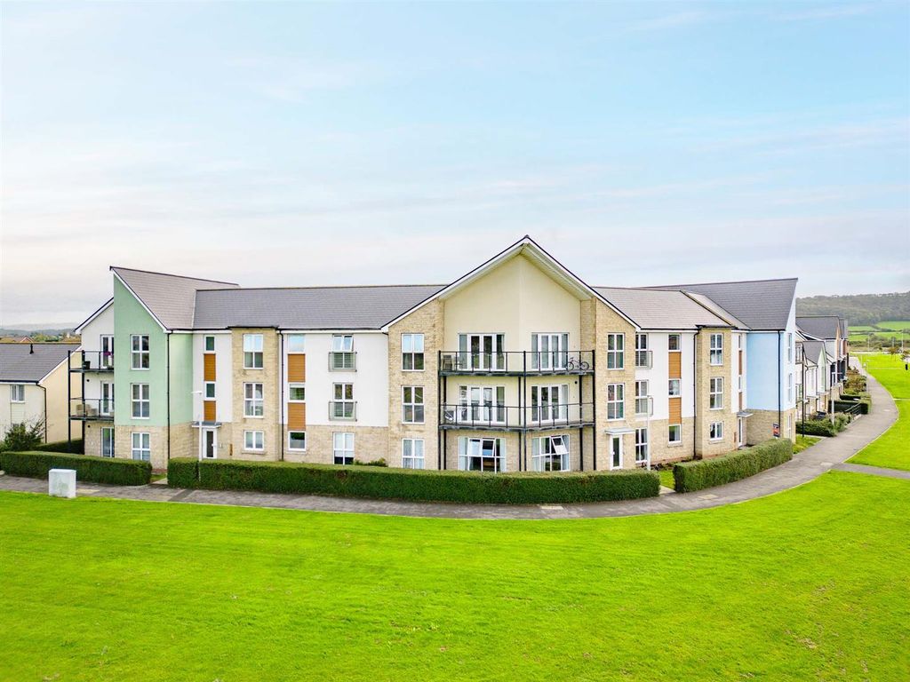 2 bed flat for sale in Dragonfly Walk, Weston-Super-Mare BS24, £174,995