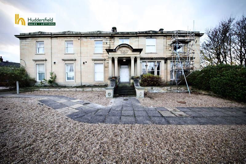 1 bed flat for sale in Moorside Avenue, Crosland Moor, Huddersfield HD4, £35,000