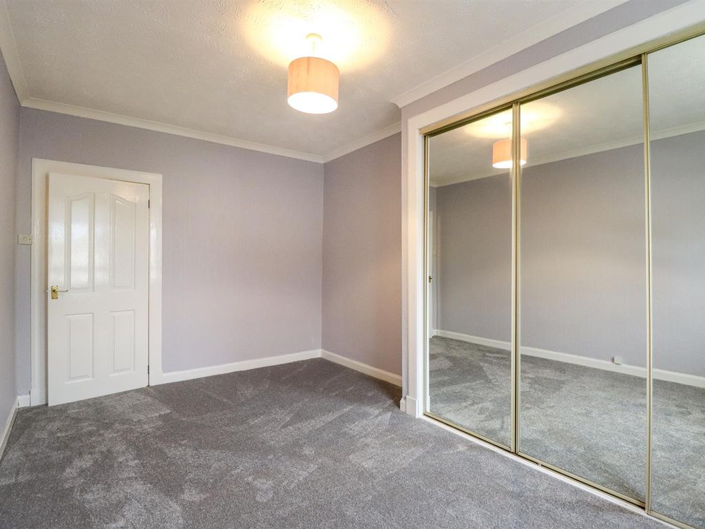 1 bed flat for sale in Gartsherrie Avenue, Glenboig, Coatbridge ML5, £60,000