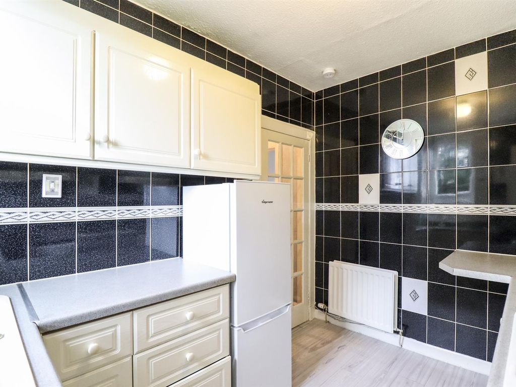 1 bed flat for sale in Gartsherrie Avenue, Glenboig, Coatbridge ML5, £60,000