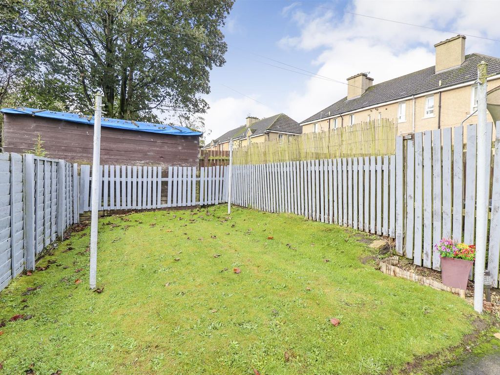 1 bed flat for sale in Gartsherrie Avenue, Glenboig, Coatbridge ML5, £60,000