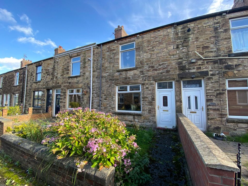 2 bed terraced house for sale in Windsor Gardens, Consett DH8, £85,000