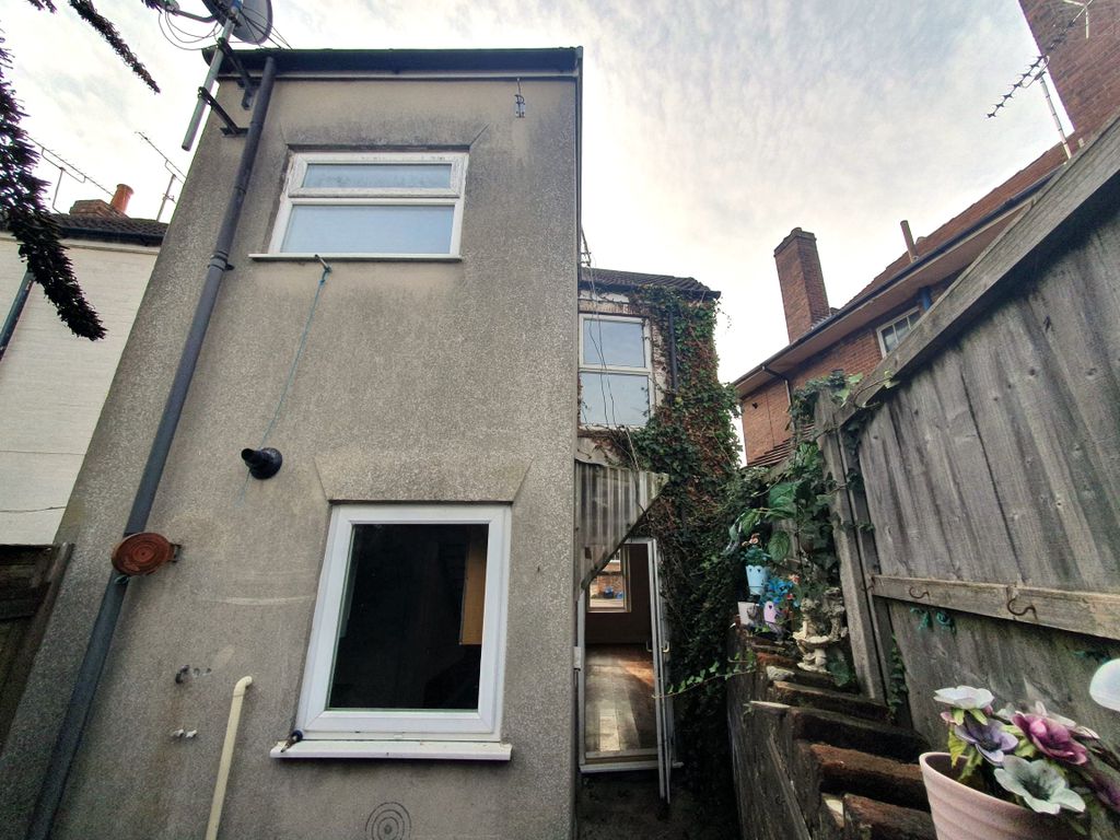 2 bed semi-detached house for sale in St. Michaels Avenue, Yeovil BA21, £150,000