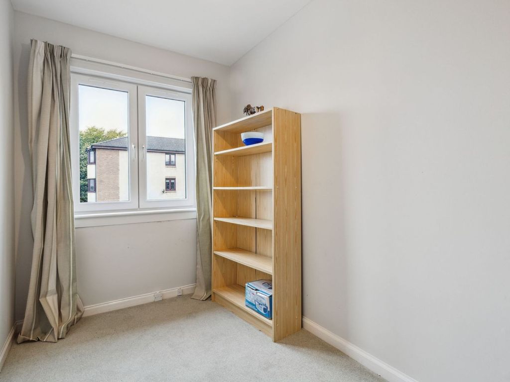 2 bed flat for sale in Perdrixknowe, Craiglockhart, Edinburgh EH14, £170,000