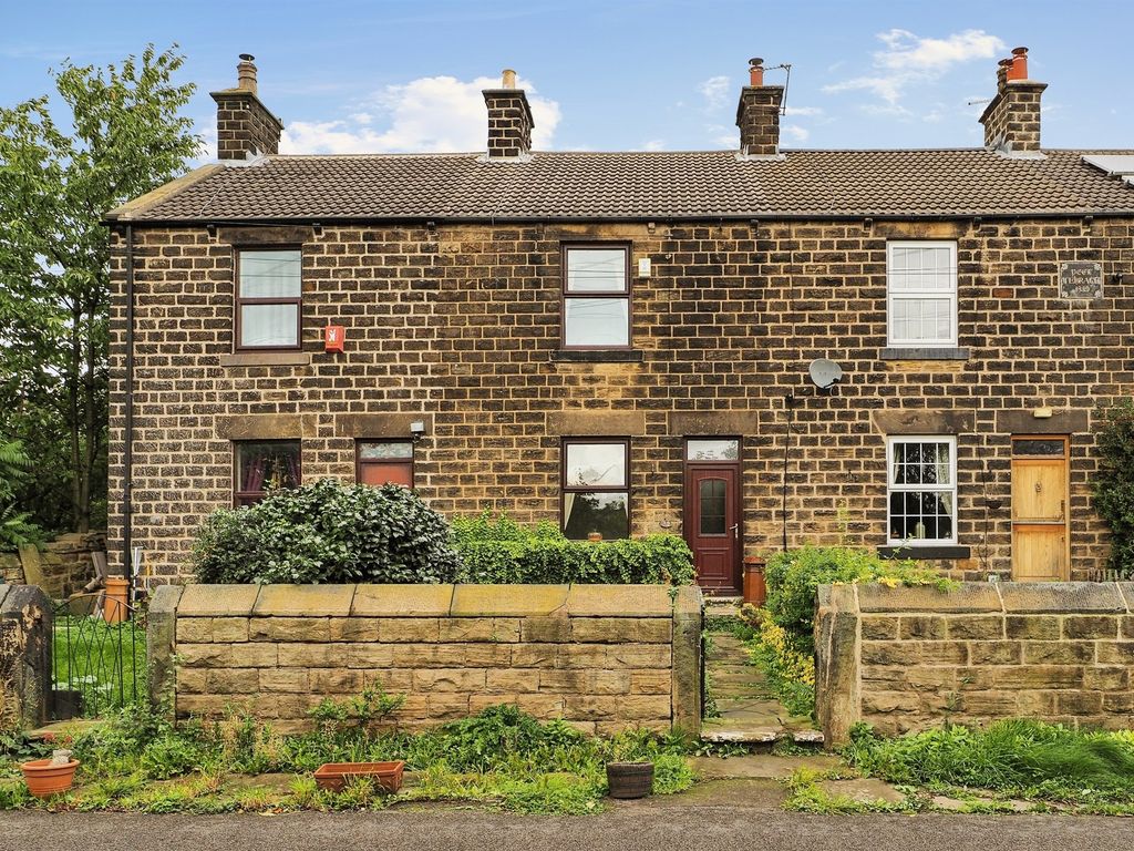 3 bed terraced house for sale in Swallow Hill Road, Barugh Green, Barnsley S75, £120,000