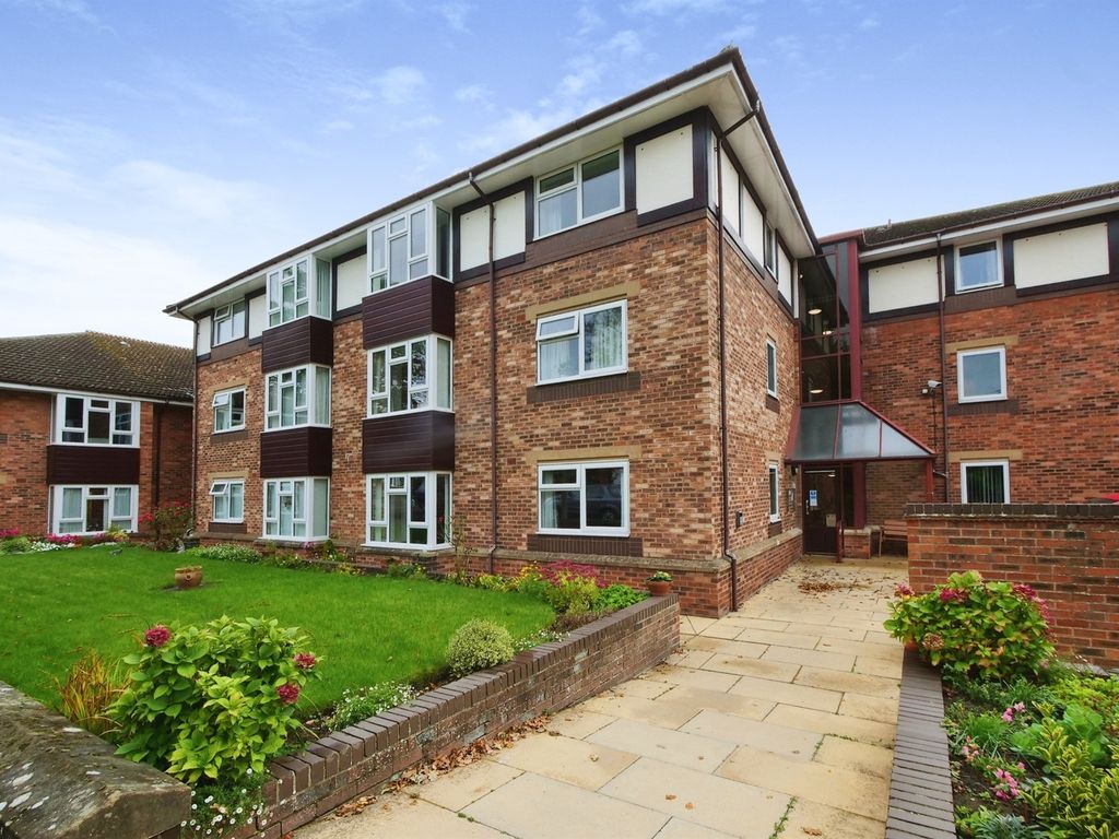 2 bed flat for sale in Wyre Mews, The Village, Haxby, York YO32, £170,000