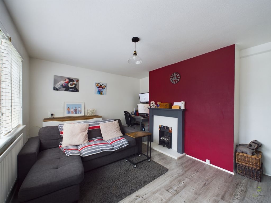 1 bed terraced house for sale in Tower Road, Bexleyheath DA7, £250,000