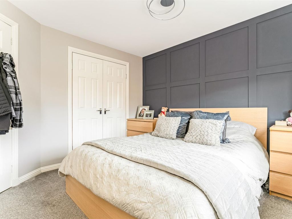 3 bed detached house for sale in Cumming Avenue, Carluke ML8, £198,000