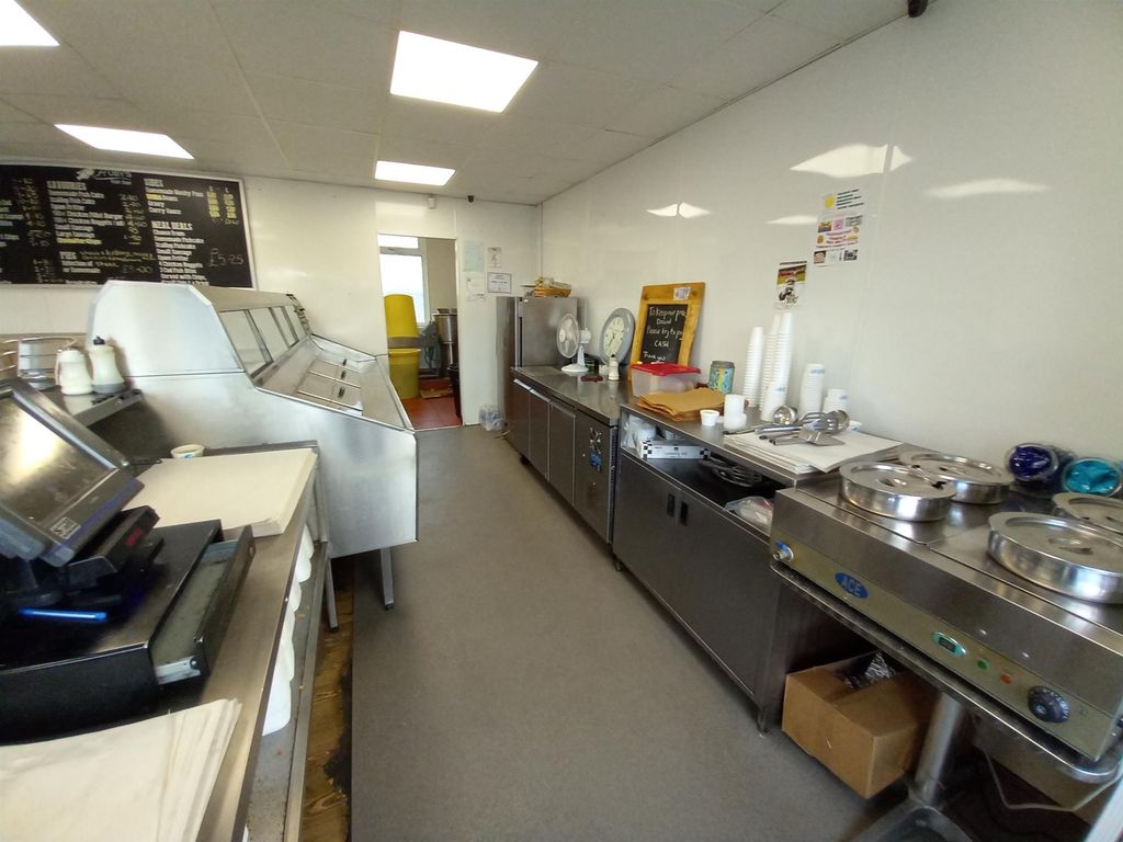 Restaurant/cafe for sale in Fish & Chips S63, Thurnscoe, South Yorkshire, £185,000
