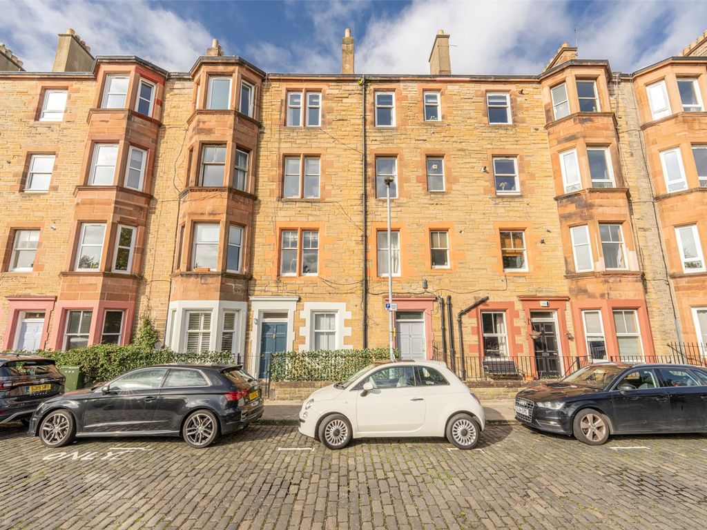 1 bed flat for sale in Hermand Crescent, Edinburgh EH11, £190,000