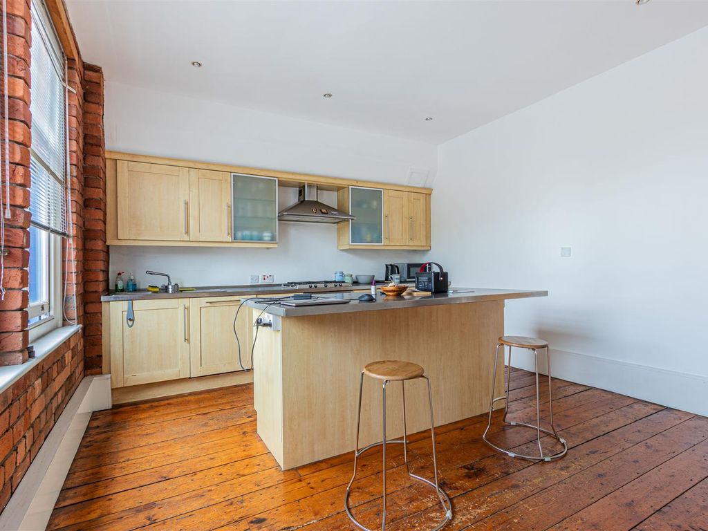 Studio for sale in 4 Ocean House, Clarence Road, Cardiff CF10, £280,000