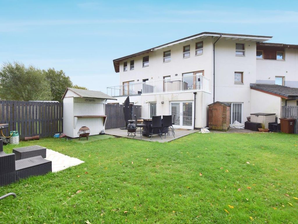 3 bed terraced house for sale in Lochburn Gardens, Maryhill, Glasgow G20, £189,995