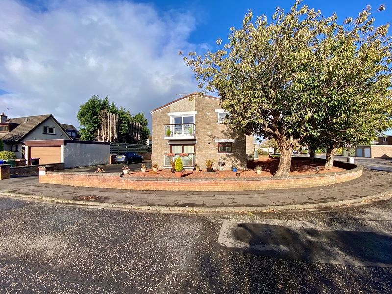 2 bed flat for sale in North Doon Place, Doonfoot, Ayr KA7, £135,000
