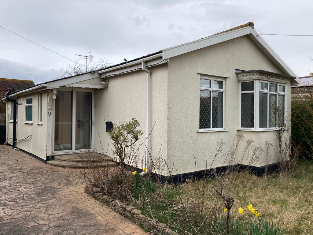 Bungalow for sale in 9 Osborne Road, Severn Beach, Bristol, South Gloucestershire BS35, £150,000