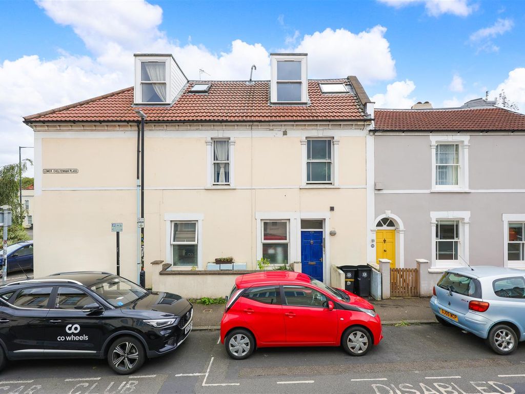 1 bed flat for sale in Lower Cheltenham Place, Montpelier, Bristol BS6, £175,000