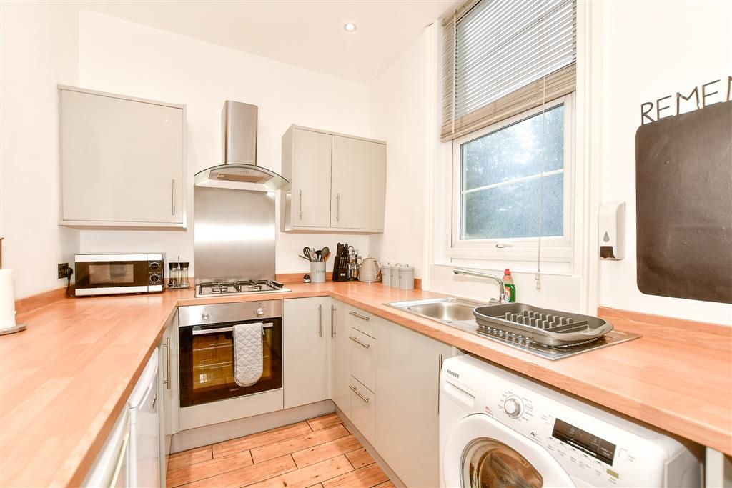 1 bed flat for sale in Tontine Street, Folkestone, Kent CT20, £140,000