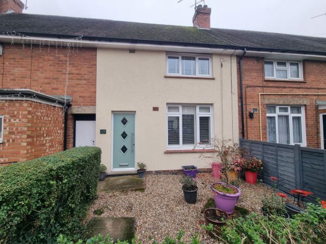 2 bed terraced house for sale in Birchfield Road East, Abington, Northampton NN3, £225,000