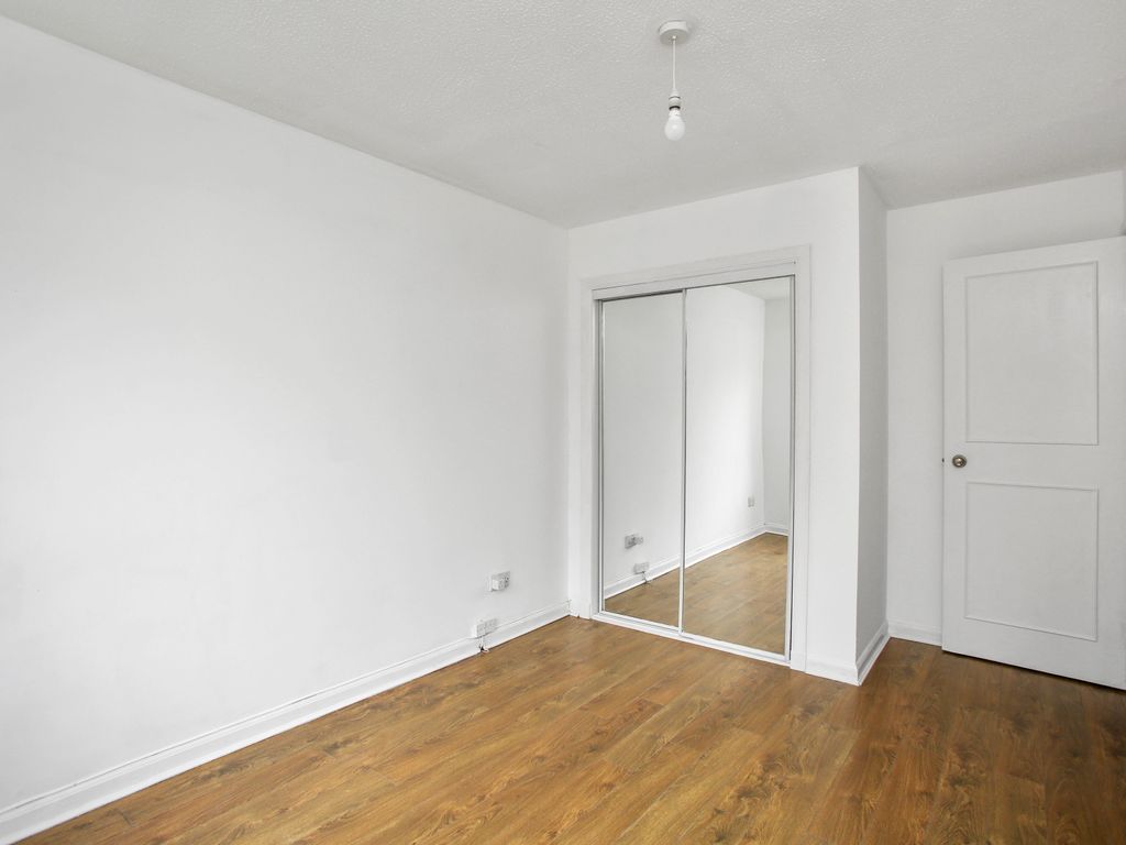 2 bed flat for sale in 70 Connaught Place, Trinity, Edinburgh EH6, £240,000