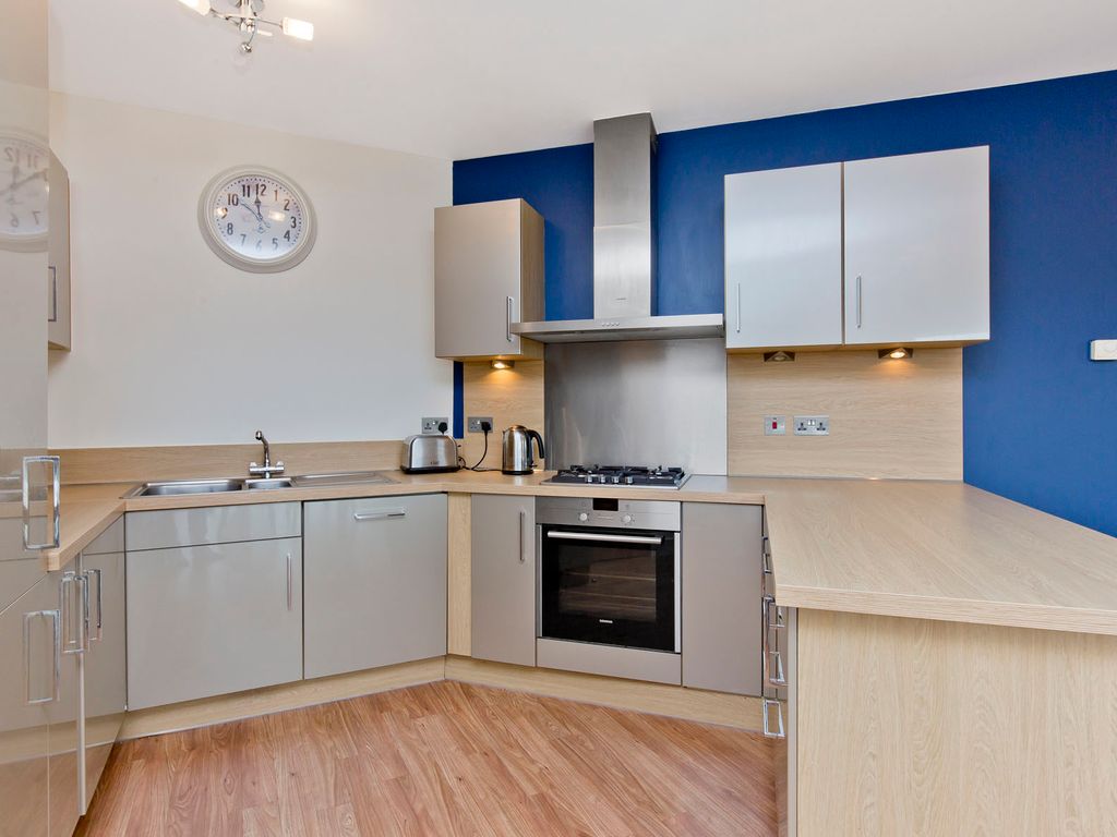 2 bed flat for sale in 12 Saw Mill Medway, Bonnyrigg EH19, £185,000