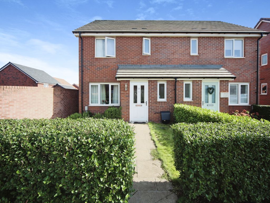 3 bed semi-detached house for sale in Hawling Street, Redditch B97, £275,000