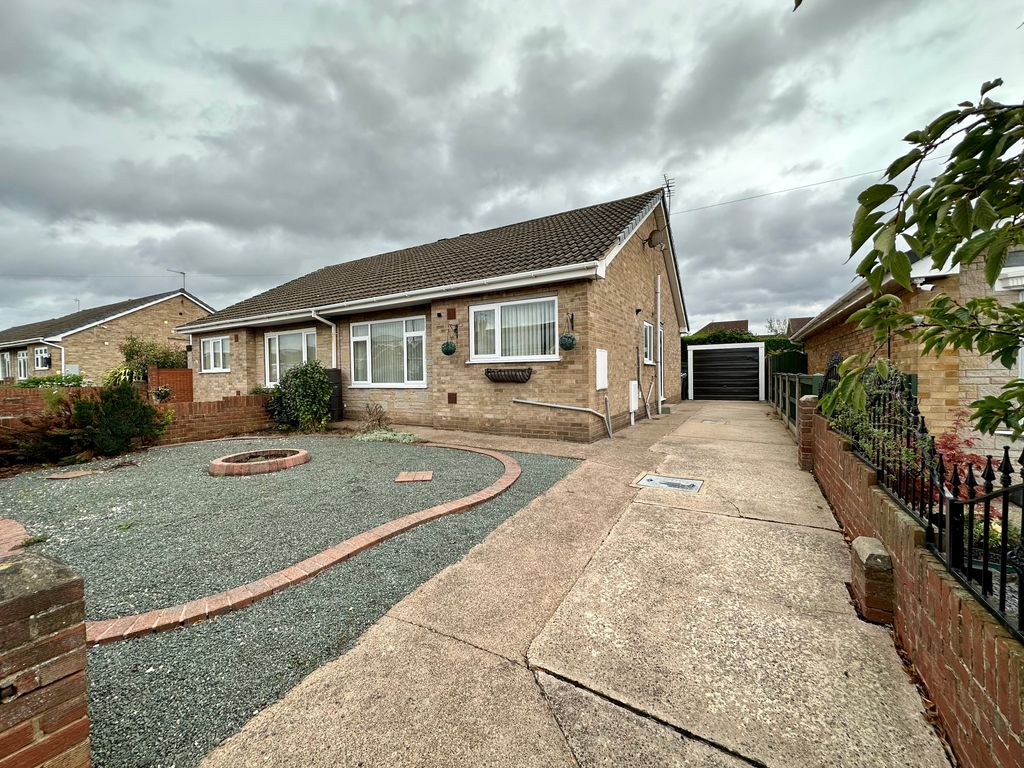 2 bed semi-detached bungalow for sale in Pine Hall Road, Barnby Dun, Doncaster DN3, £215,000