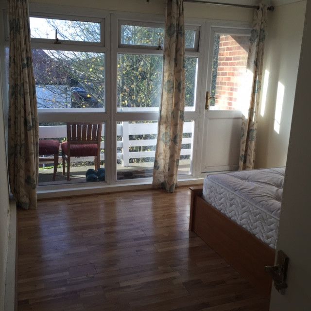 1 bed flat for sale in The Gables, Hounslow, Greater London TW5, £249,500