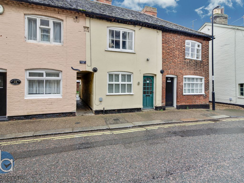 1 bed terraced house for sale in Church Street, Sudbury CO10, £200,000