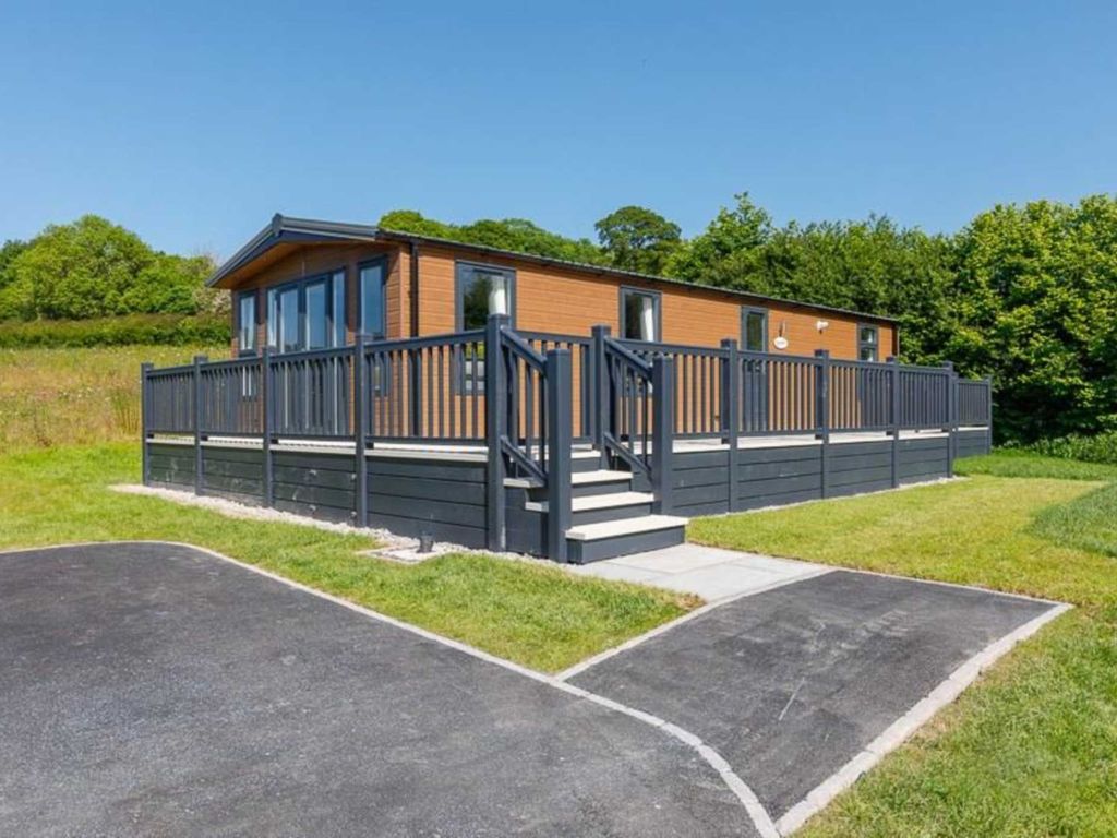 2 bed lodge for sale in Caerwys, Holywell CH8, £99,995