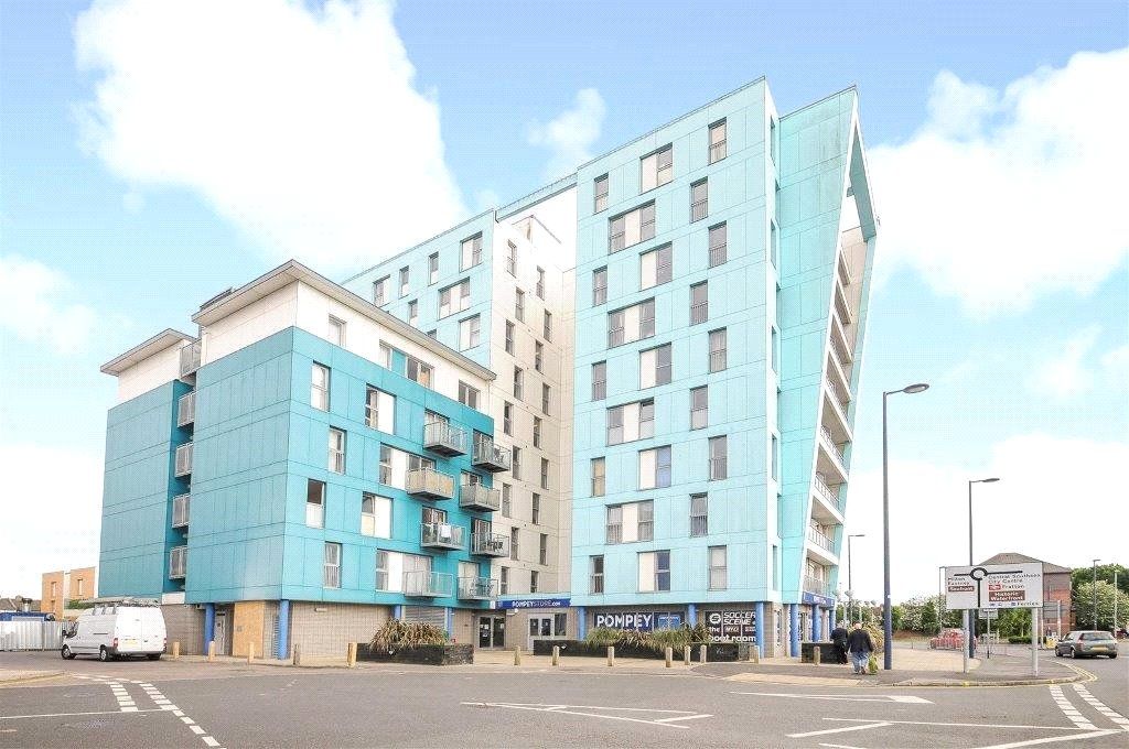 1 bed flat for sale in Fratton Way, Southsea, Hampshire PO4, £140,000