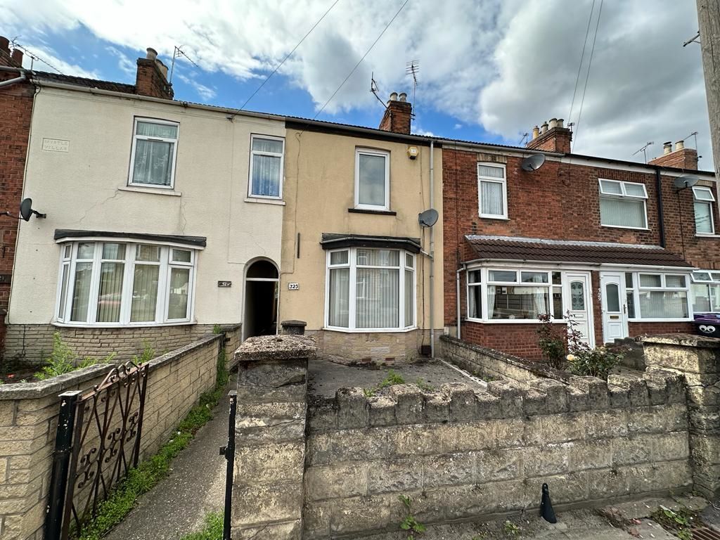 2 bed terraced house for sale in 325 Ropery Road, Gainsborough, Lincolnshire DN21, £40,000