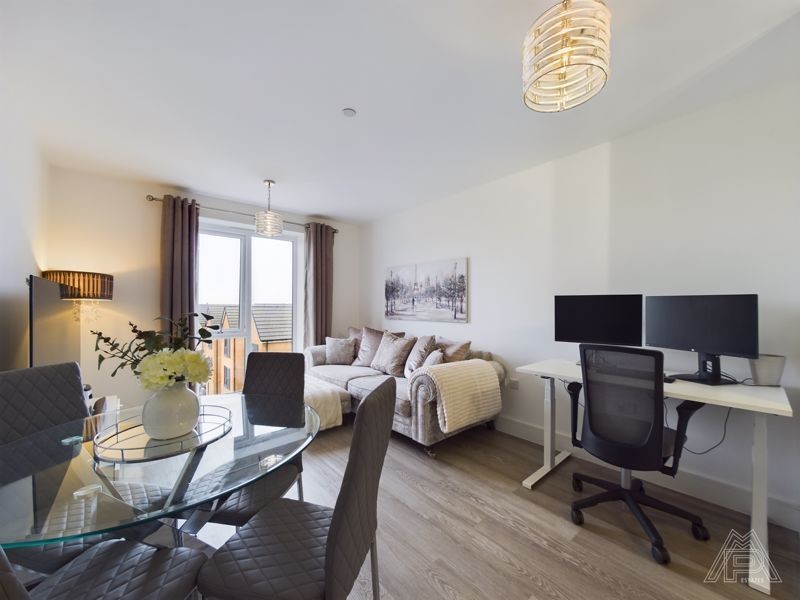 1 bed flat for sale in Windstar Drive, South Ockendon RM15, £230,000