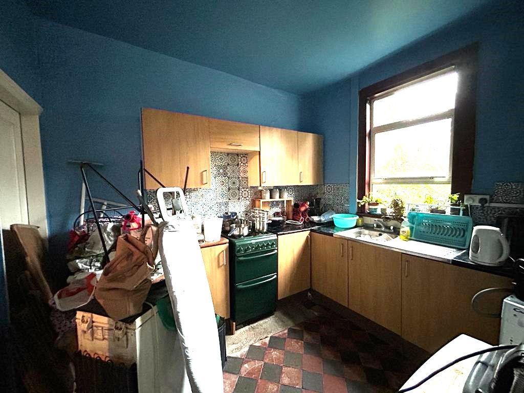 2 bed terraced house for sale in Urban Road, Doncaster DN4, £70,000