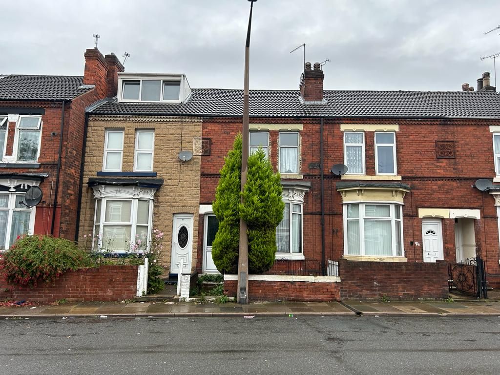 2 bed terraced house for sale in Urban Road, Doncaster DN4, £70,000