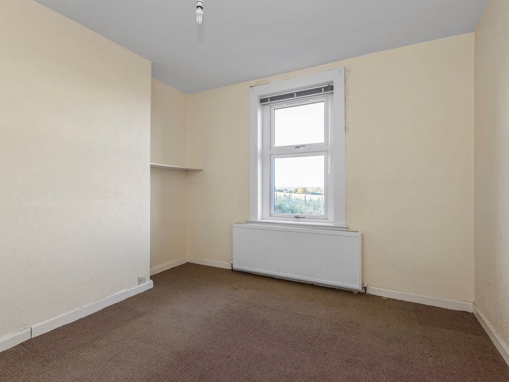 3 bed flat for sale in 23 Pentland Avenue, Gowkshill EH23, £140,000
