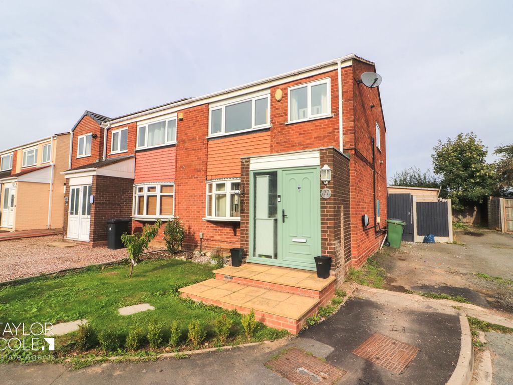3 bed semi-detached house for sale in Derwent, Tamworth B77, £215,000