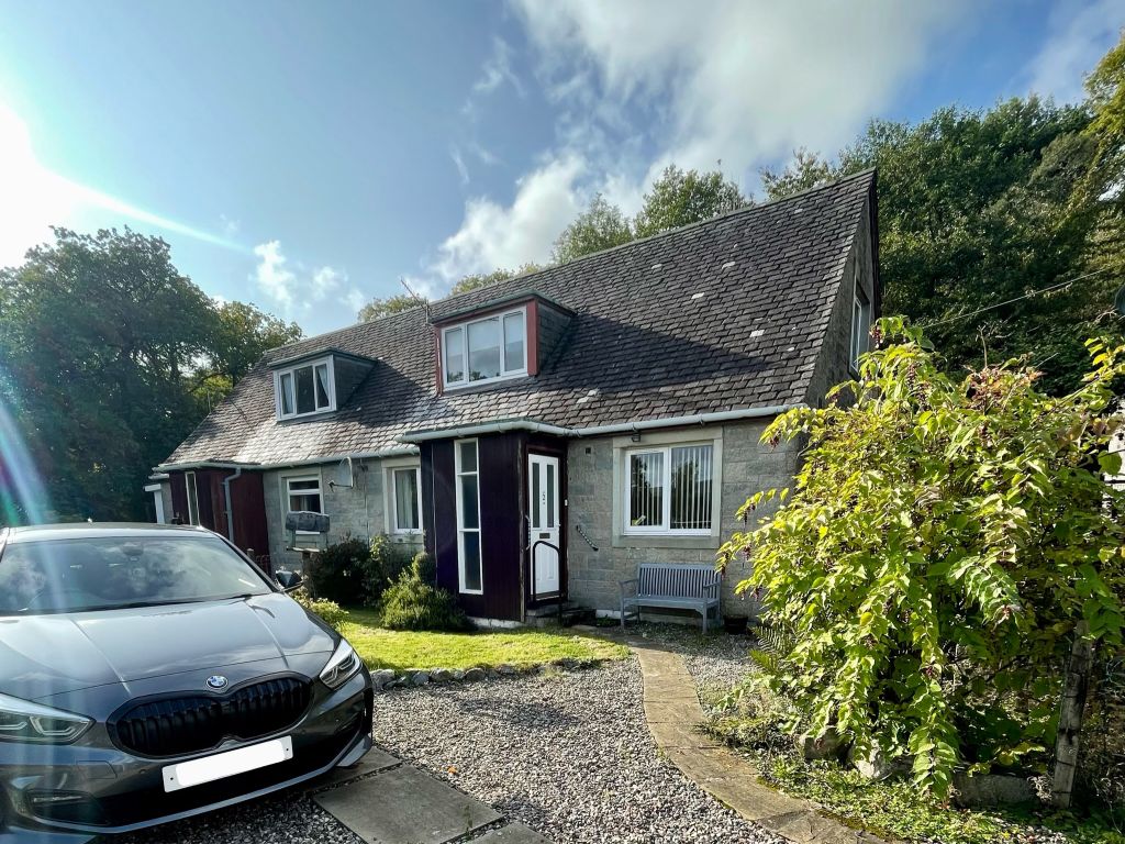 3 bed semi-detached house for sale in St. Conans Road, Dalmally PA33, £160,000