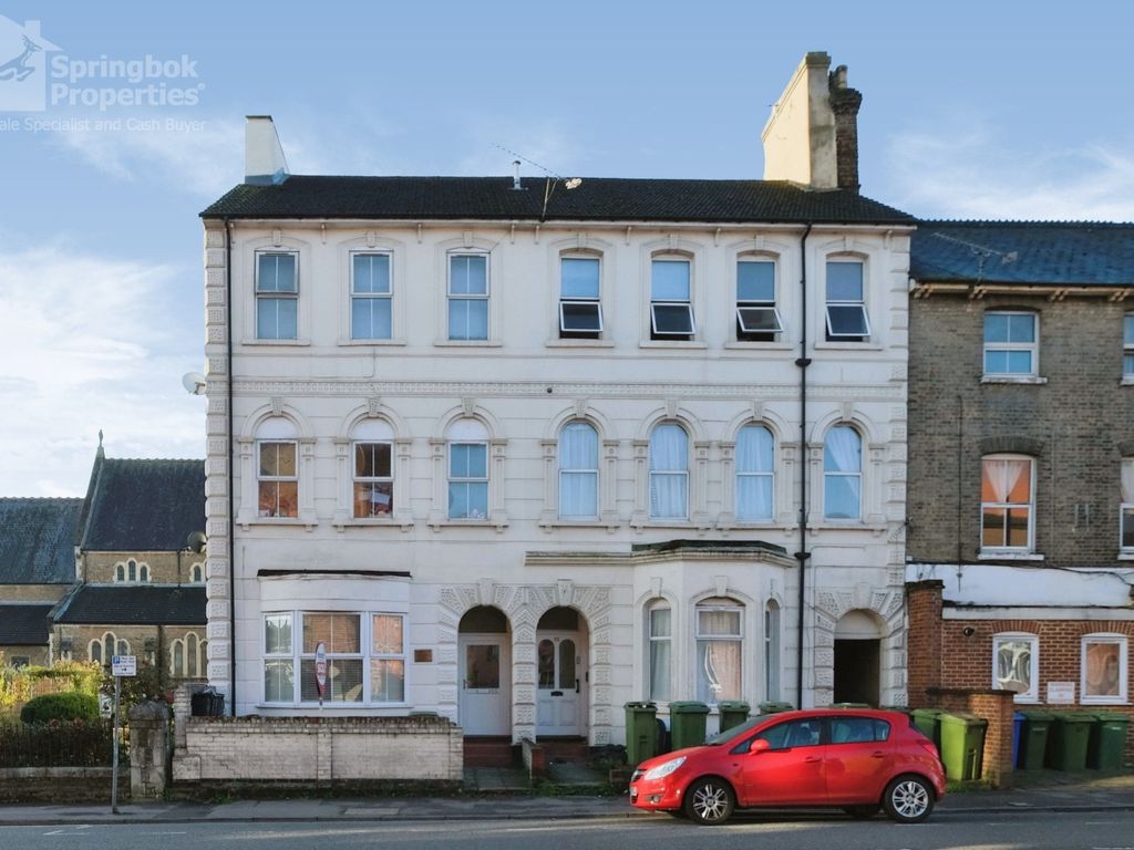 1 bed flat for sale in 53 Victoria Road, Aldershot, Hampshire GU11, £120,000