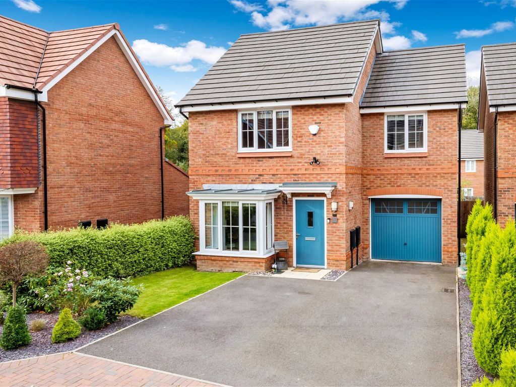 3 bed detached house for sale in Dawley, Telford, Shropshire TF4, £315,000