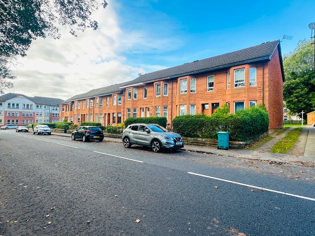 1 bed flat for sale in Crawford Street, Motherwell ML1, £110,000