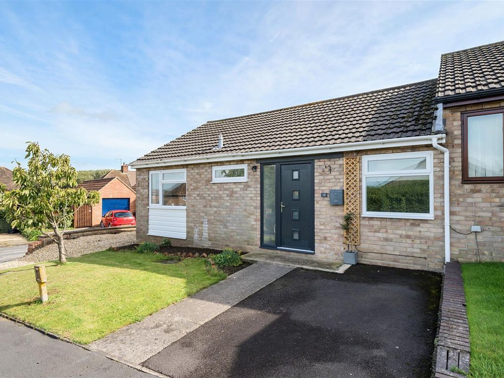 2 bed semi-detached bungalow for sale in Clovermead, Yetminster, Sherborne DT9, £250,000