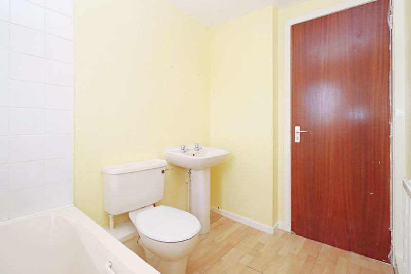 2 bed flat for sale in 8E Leven Walk, Craigshill, Livingston EH54, £63,000