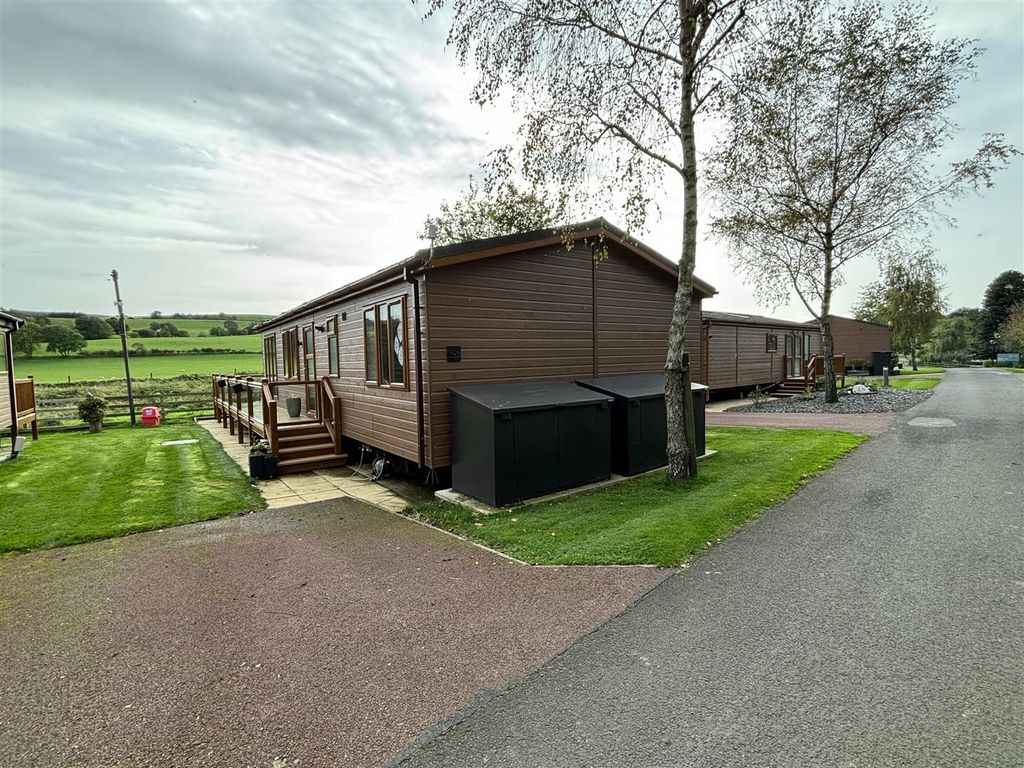 2 bed bungalow for sale in Frosterley, Bishop Auckland DL13, £145,000