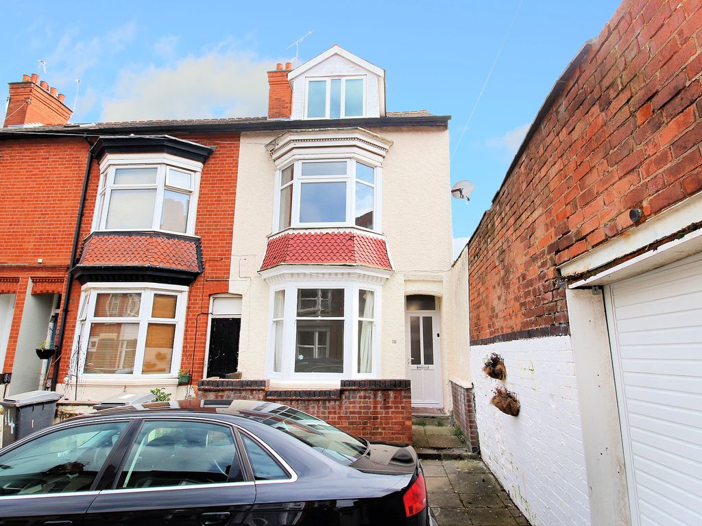 4 bed end terrace house for sale in St. Dunstan Road, Leicester LE3, £230,000